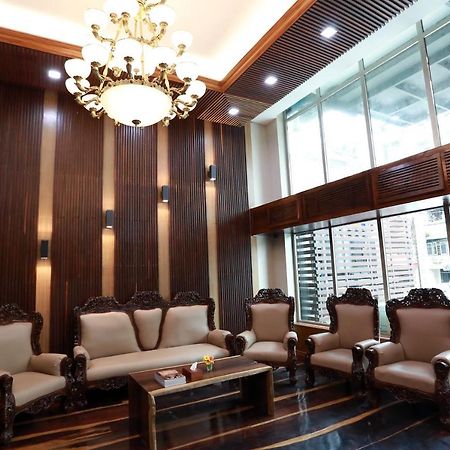 Tristar Hotel Yangon Exterior foto